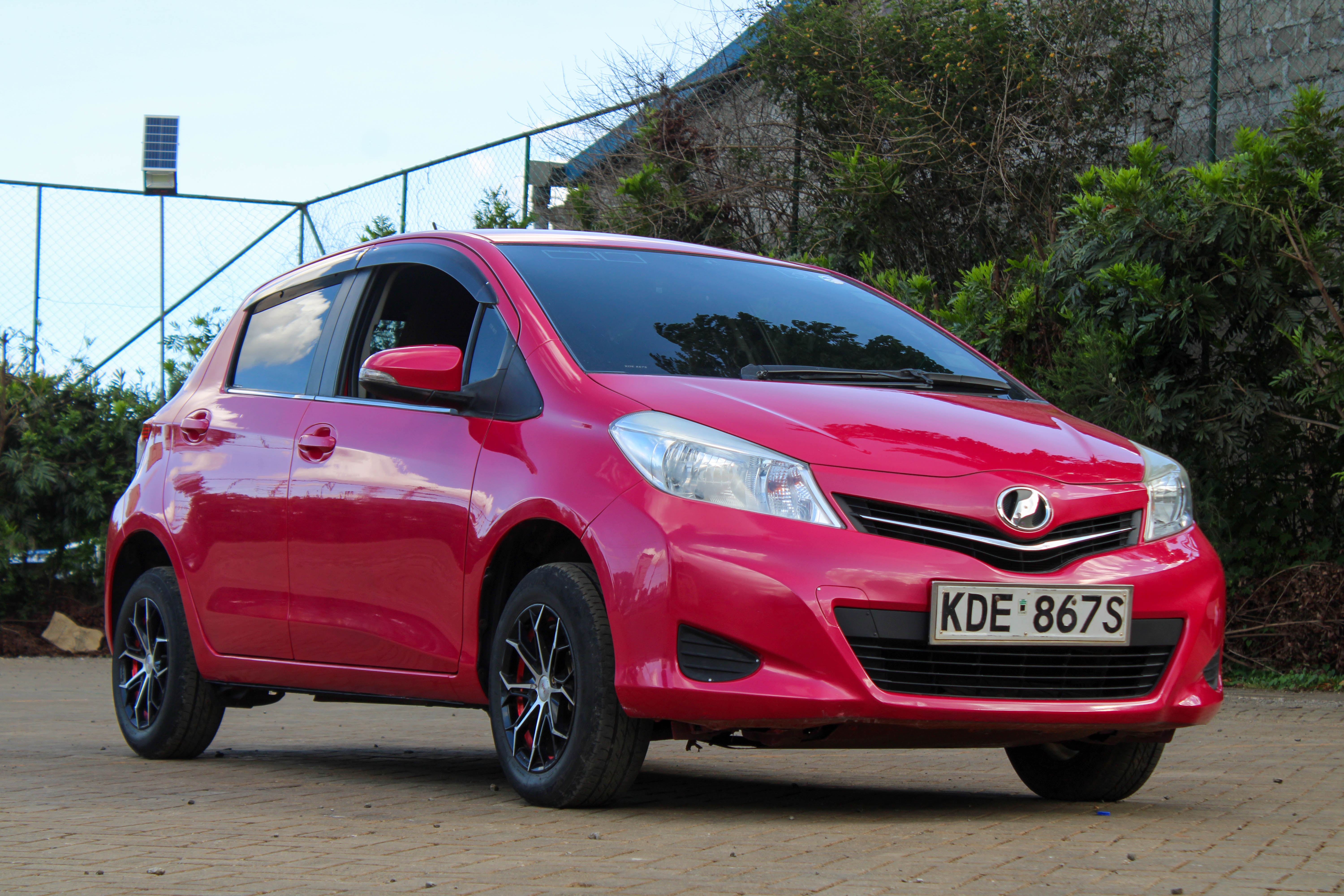 Vehicle Image 3