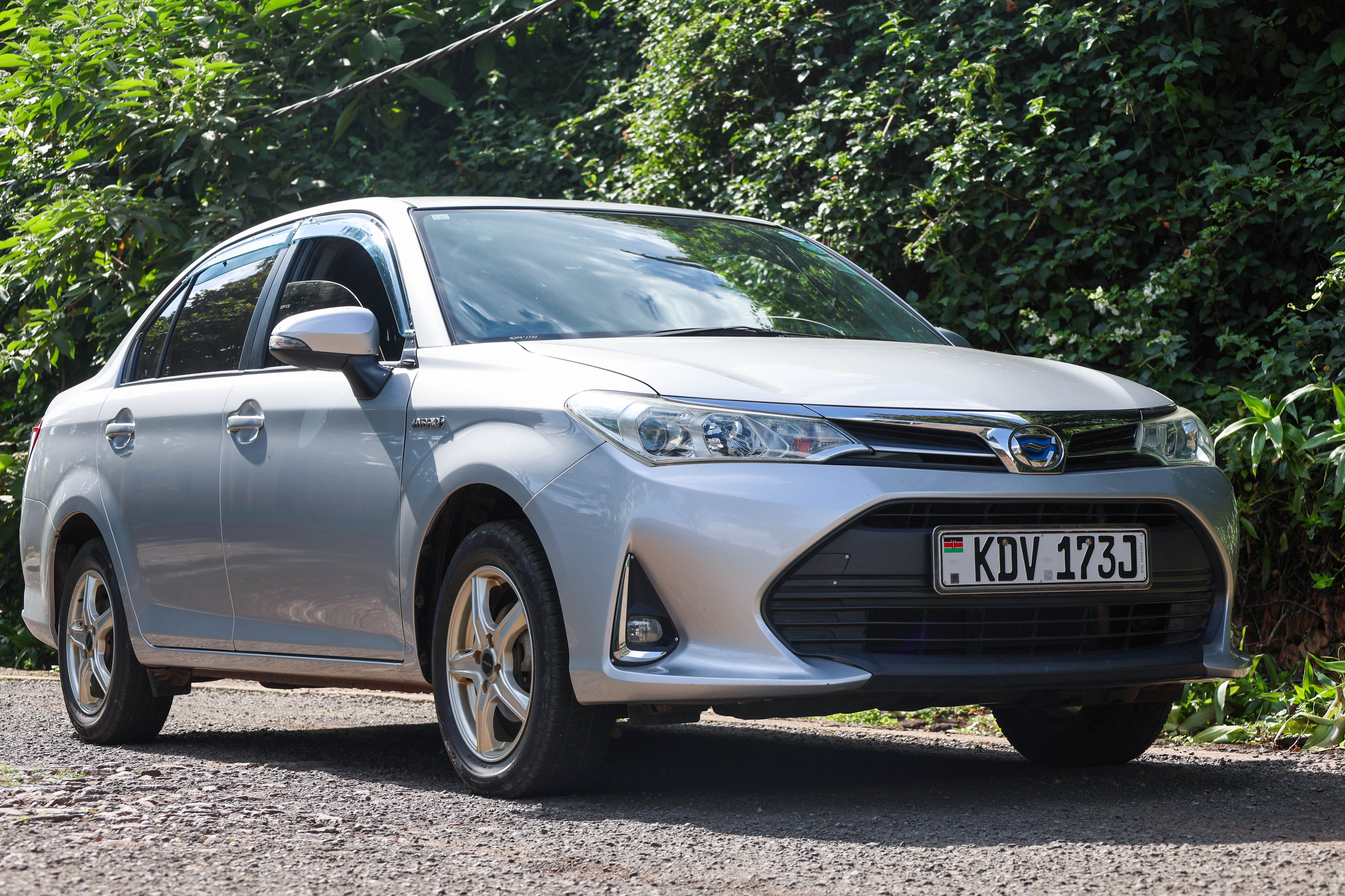 Toyota Axio (Hybrid)