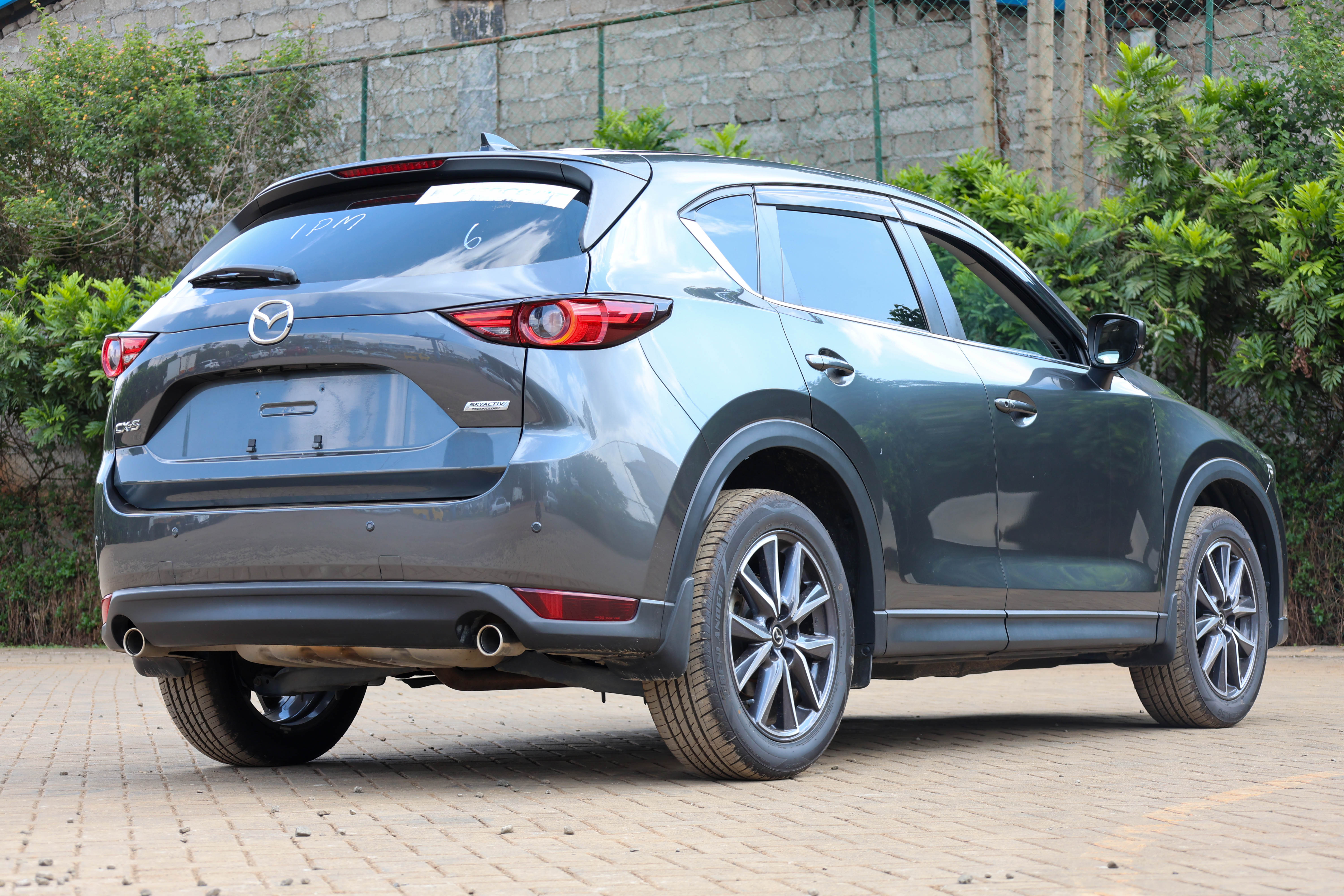 Vehicle Image 5